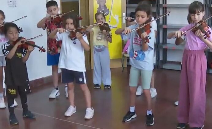 Los Barrios Orquestados piden ayuda para no desaparecer