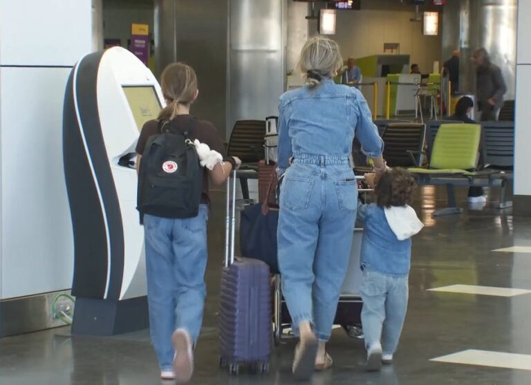 Aeropuertos y Puertos tendrán este miércoles los mayores movimientos de Semana Santa