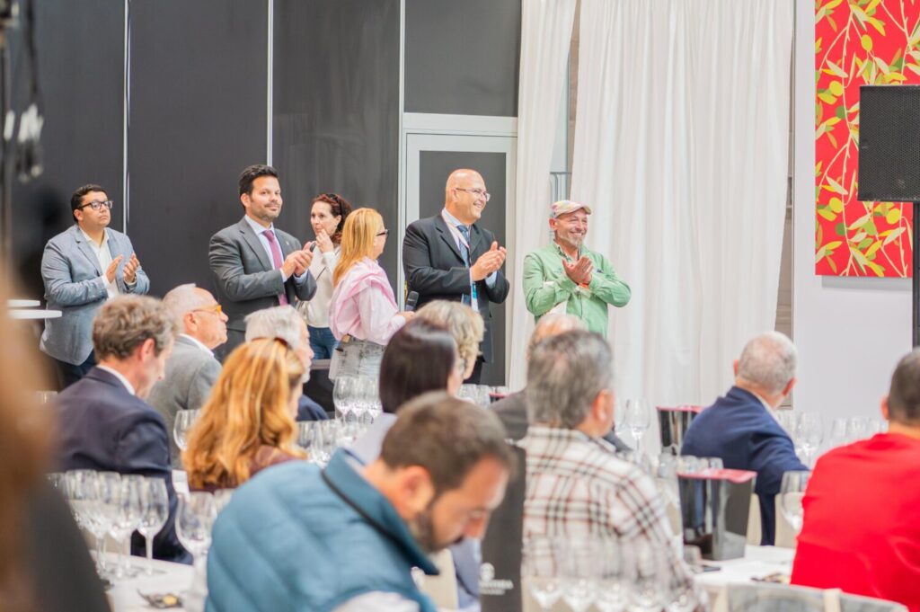 'Con cúrcuma' de la Radio Canaria destaca la buena acogida de productos canarios en el evento mediante entrevistas a chefs y productores