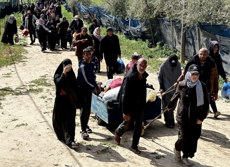 Israel amplía su ofensiva militar sobre Gaza y ordena la evacuación masiva