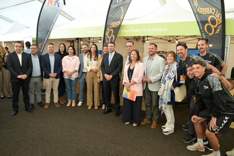 Los estudiantes lanzaroteños conocen Planéate