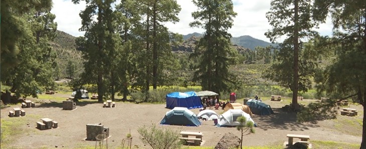 Las acampadas, uno de los planes más elegidos en Semana Santa. Llanos de la Pez, Gran Canaria. RTVC.
