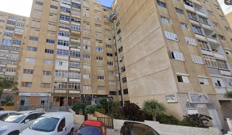 Investigan como posible bullying el caso del menor que se precipitó desde un edificio de Las Palmas de Gran Canaria