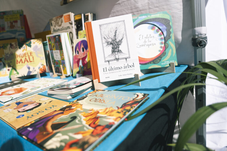 La Laguna impulsa la lectura en los colegios del municipio