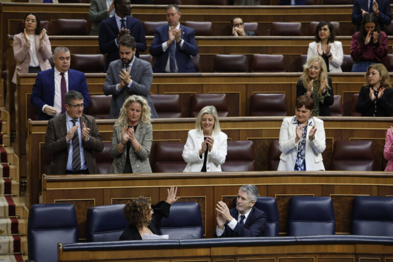 El Congreso convalida el decreto ley para distribuir a menores migrantes sin los apoyos de PP ni Vox