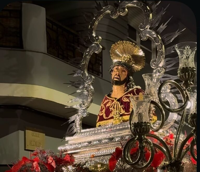 El Señor de las Tribulaciones vuelve a recorrer El Toscal