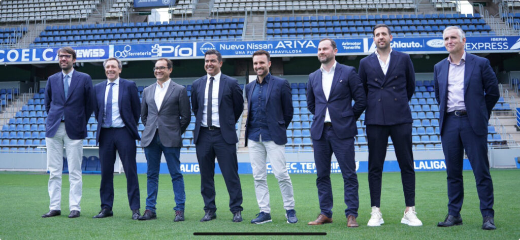 Imagen con los nuevos componentes del organigrama del CD Tenerife