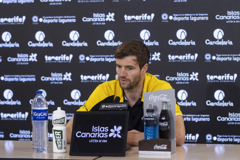 La Laguna Tenerife busca asegurar el segundo puesto contra un siempre difícil Unicaja