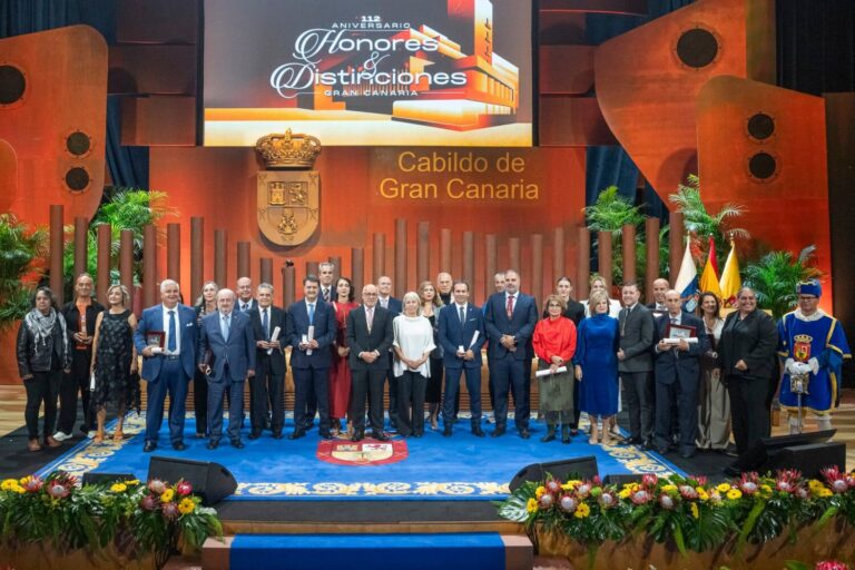 TVCanaria emite este viernes el acto de Honores y Distinciones del Cabildo de Gran Canaria 2025