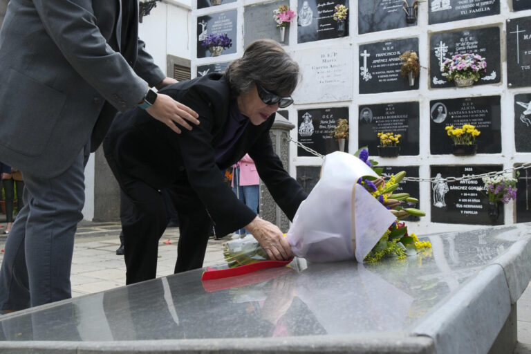 El Gobierno pide más colaboración entre administraciones en materia de memoria: «El olvido es incompatible con la democracia»