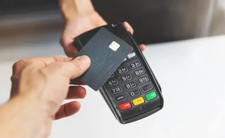 Los usuarios afectados por la caída de Amazon o Redsys pueden reclamar