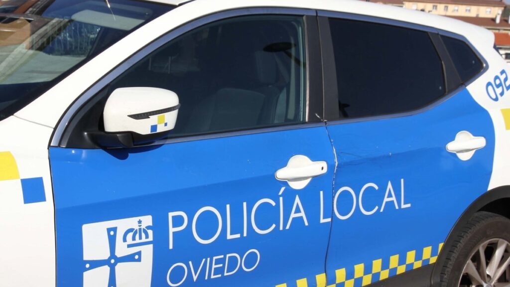 Coche de la Policía Local de Oviedo / Europa Press