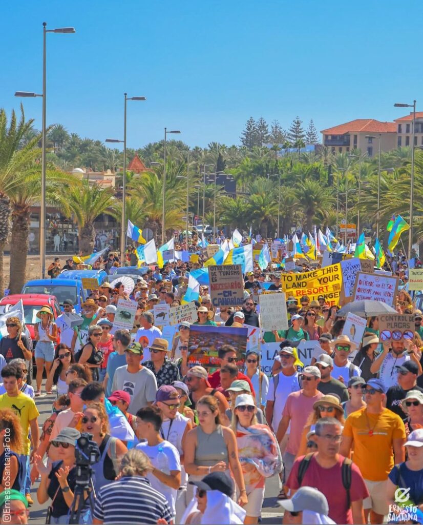 'Canarias tiene un límite' anuncia nuevas protestas contra el modelo turístico