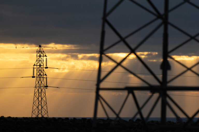 Apagón energético: Canarias finaliza la emergencia tras restablecer los servicios de telefonía