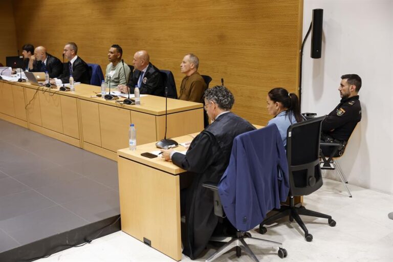 El Jurado considera culpables a los acusados de matar «a traición» a Andrea C.