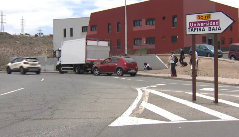 Desmienten el atropello a un menor cerca del campus universitario de Tafira