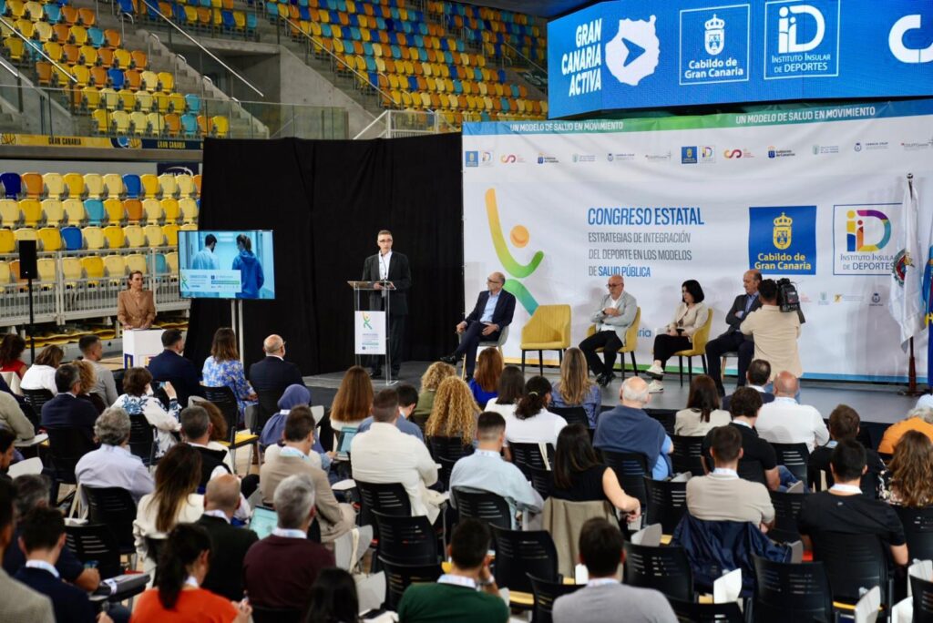 Comienza el objetivo del Congreso Estatal del COLEF: “Un Modelo de Salud en Movimiento”. Jornada inaugural del Congreso Estatal del COLEF en el Gran Canaria Arena/ COLEF.