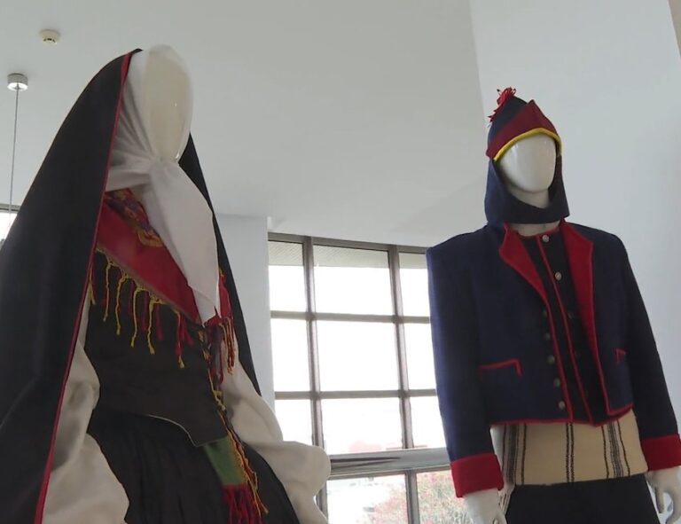 Fuerteventura muestra la historia de su vestimenta tradicional