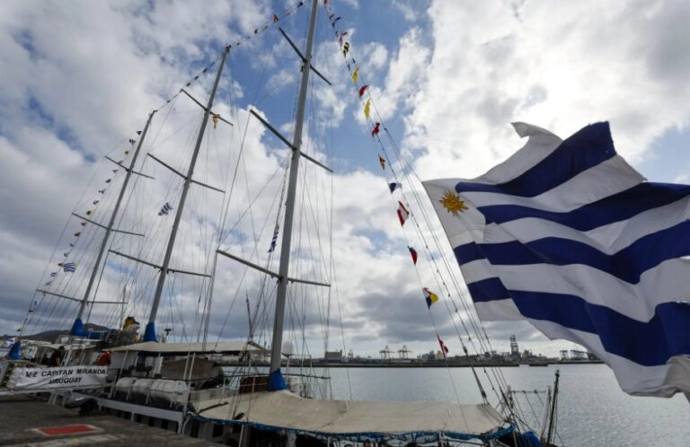 El velero-escuela Capitán Miranda de Uruguay recala en Gran Canaria
