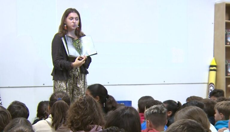 «El árbol de los deseos» conciencia a los niños sobre el cambio climático