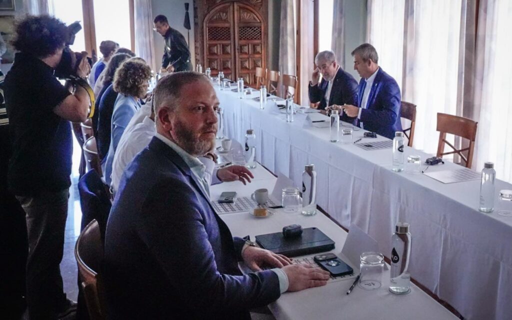 Reunión con la delegación de eurodiputados del Parlamento Europeo. Imagen Gobierno de Canarias
