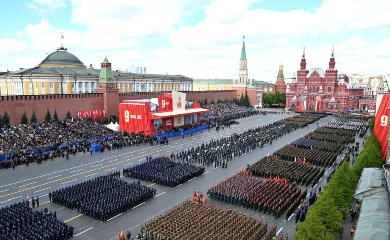 Gran desfile en Moscú por el 80 aniversario de la victoria sobre los nazis