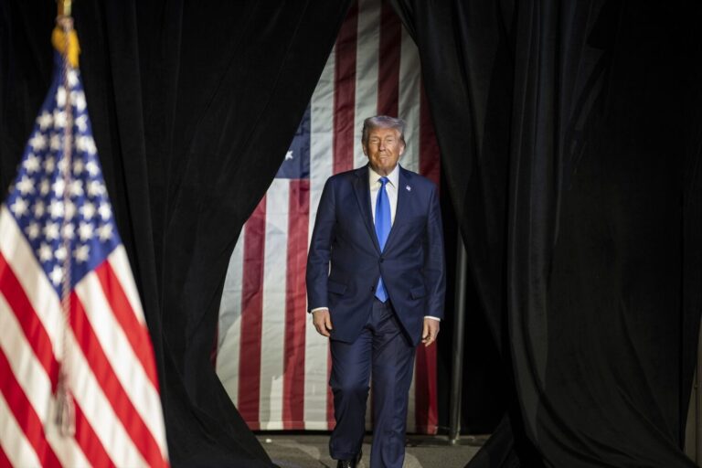 Trump anuncia aranceles del 100% a películas de fuera de EEUU