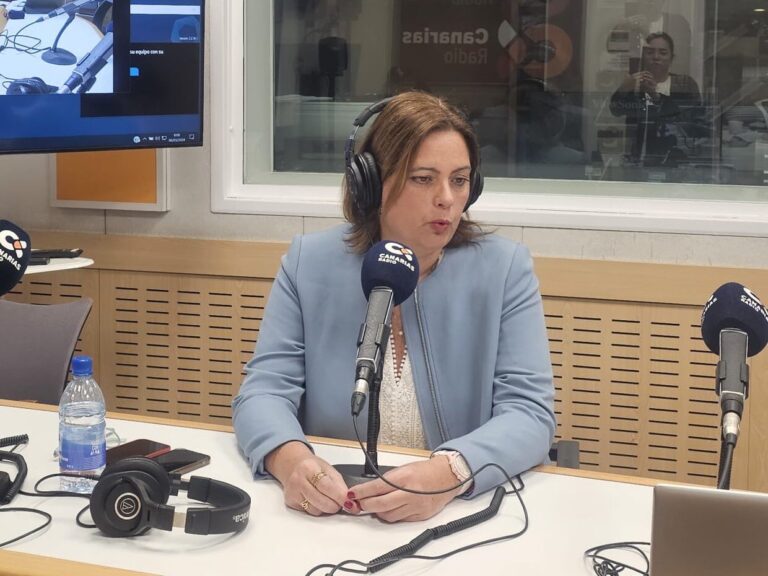 El Puerto de La Luz inicia el desahucio de barcos-vivienda en el muelle deportivo