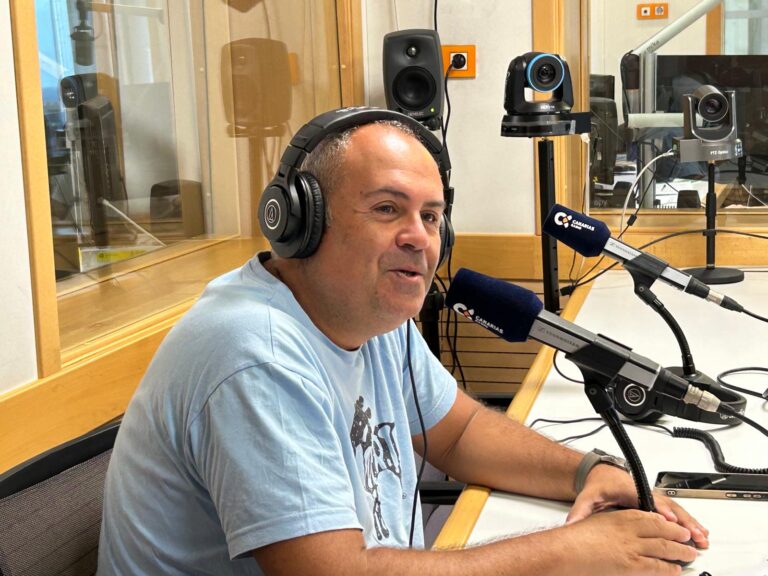 Jaime Coello: «El Teide se ha convertido en un decorado de Hollywood y películas porno»