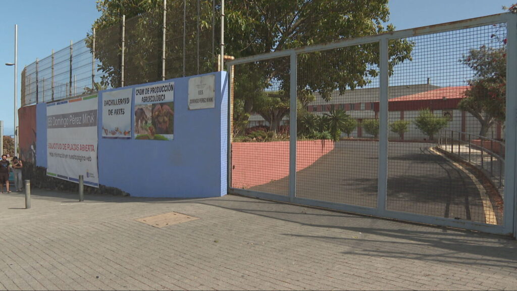Instituto de Enseñanza Secundaria Domingo Pérez Minik, en La Laguna. Imagen RTVC