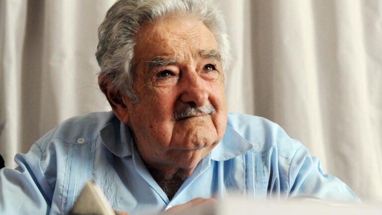 José Mujica: «Un abrazo a los canarios; y recuerden que siempre que llovió, paró»