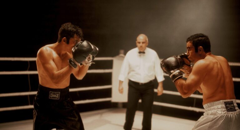 Miguel Velázquez sube de nuevo al ring en un documental sobre su vida