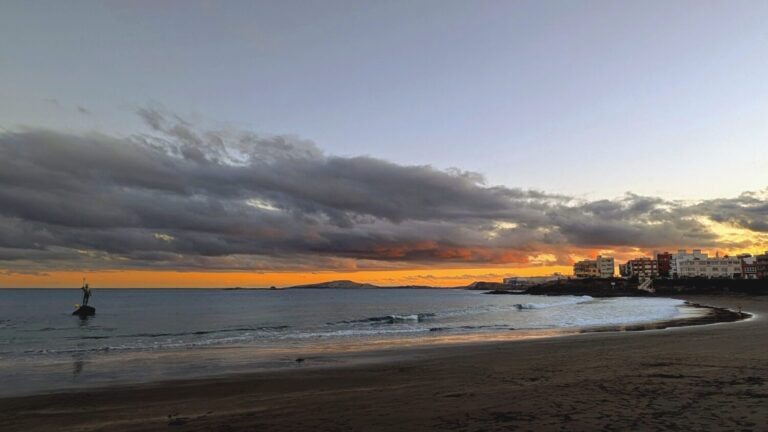 Tiempo inestable el fin de semana en Canarias con prealerta por viento en las islas occidentales y Gran Canaria