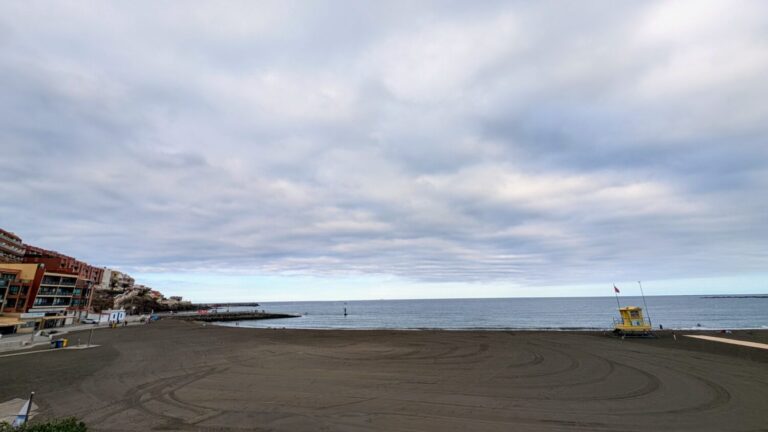 Una borrasca dejará lluvias en los próximos días en Canarias