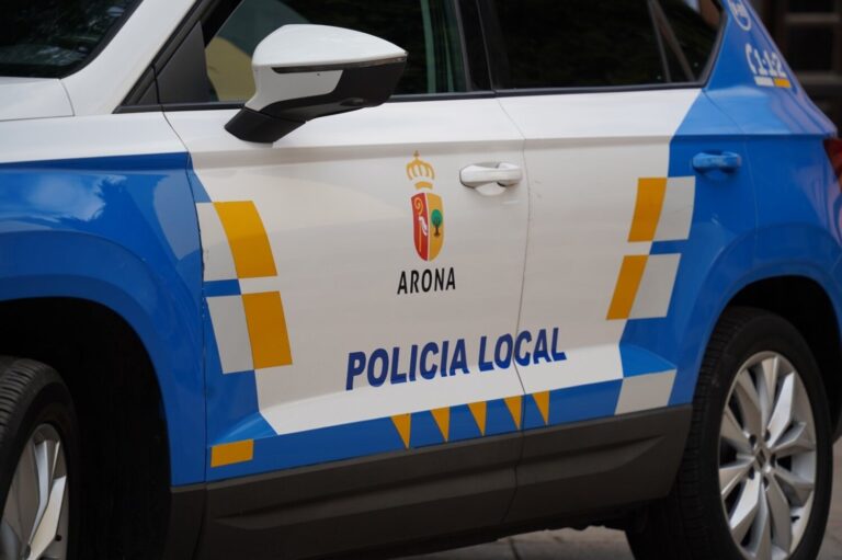 Detienen a dos personas tras robar en un supermercado de Arona (Tenerife)