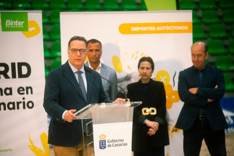 La primera Gran Luchada oficial fuera de las islas se celebra en Madrid