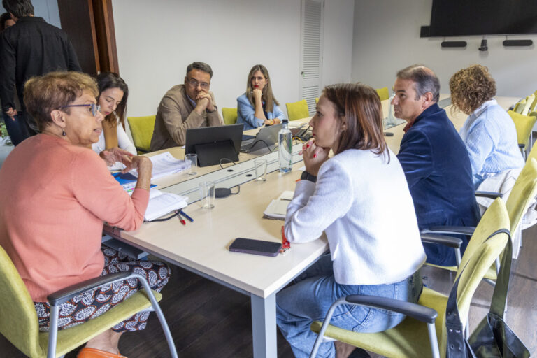 El PSOE denuncia que la Educación en Canarias se ve amenazada por la mala gestión del Ejecutivo canario