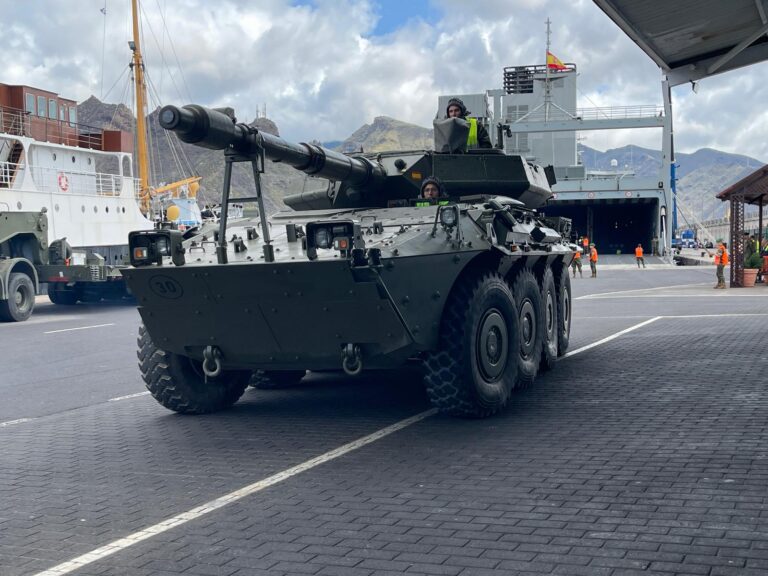 Desembarco del Ejército de Tierra en Tenerife