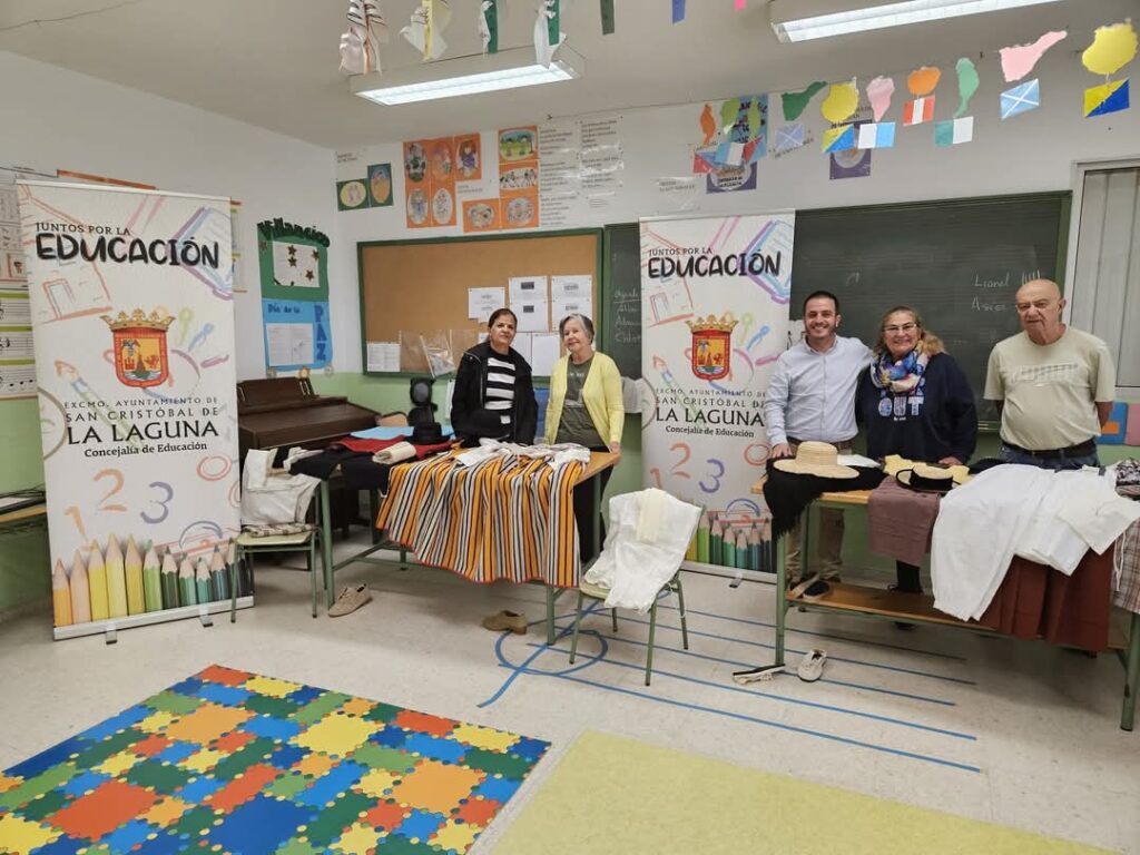 Talleres por el Día de Canarias/ Ayuntamiento de San Cristóbal de La laguna.