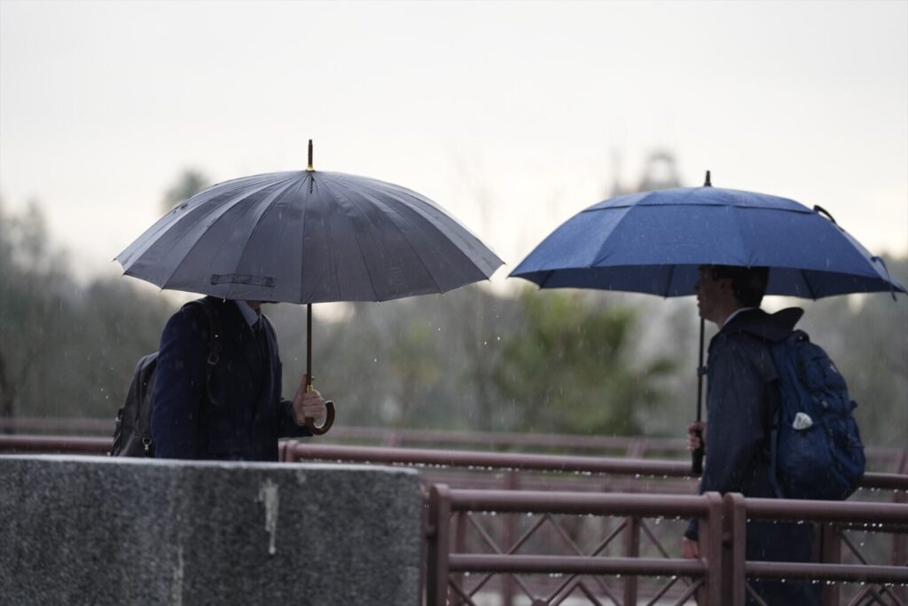 La lluvia y tormentas pone en alerta a 15 comunidades autónomas