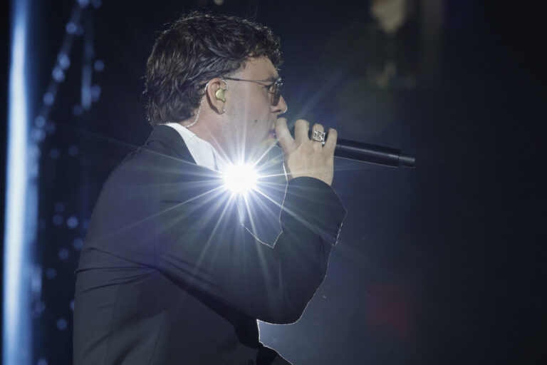 Quevedo da las ‘Buenas Noches’ a Uruguay