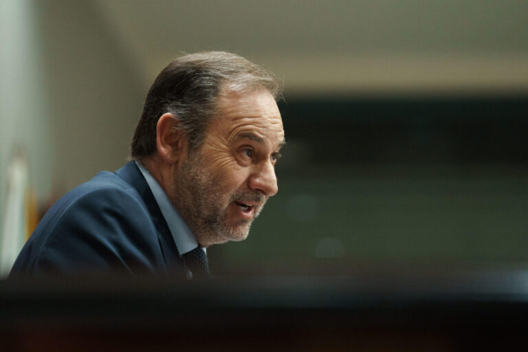 El exministro Ábalos niega que hablara de contrataciones con ningún miembro del Gobierno de Canarias