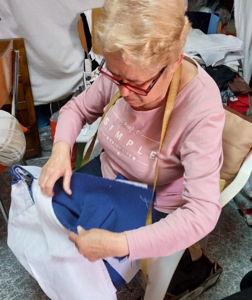 Los artesanos y su arraigo a la Bajada de la Virgen del Pino