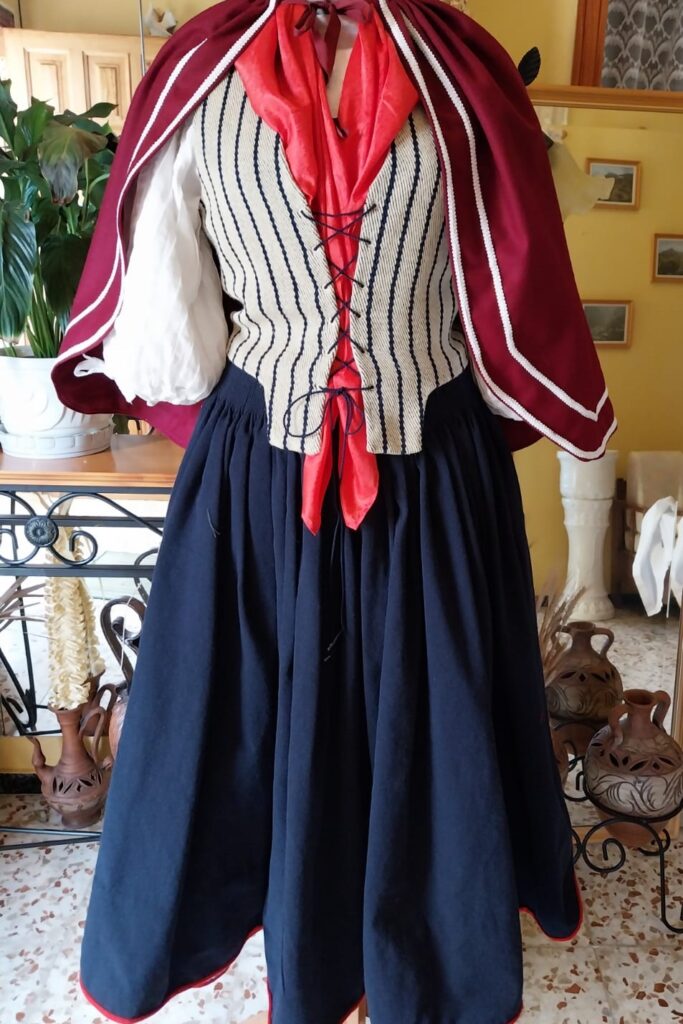 Los artesanos y su arraigo a la Bajada de la Virgen del Pino