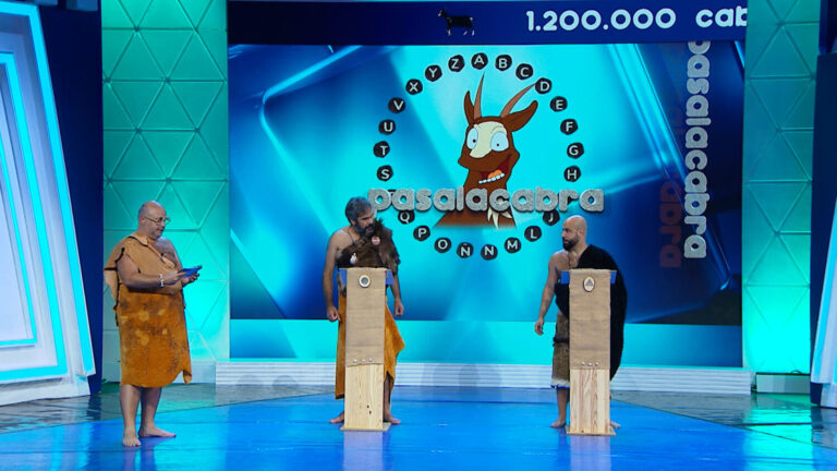 ‘En otra clave’ celebra el día de Canarias con su humor más isleño