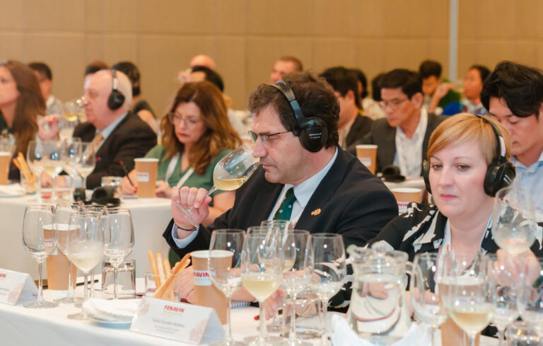 ‘Con Cúrcuma’ pinta una surtida paleta gastronómica con la cocina canaria en Fenavin