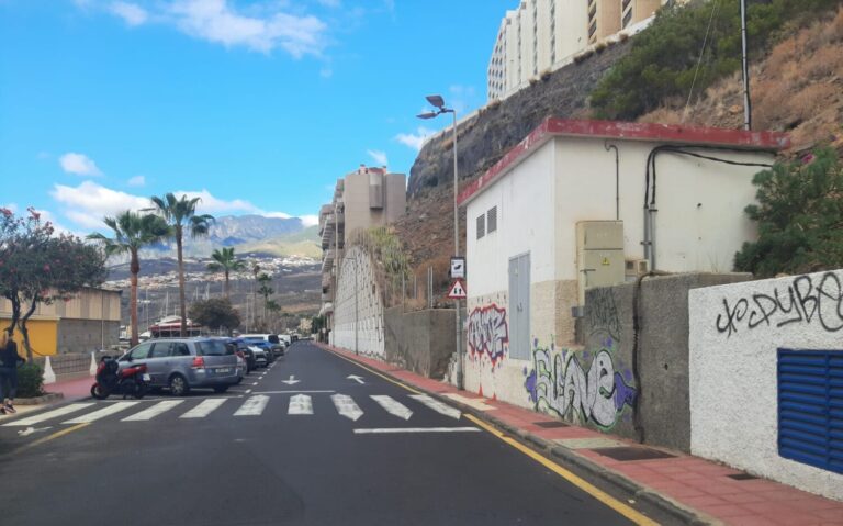 El Rosario contrata a una empresa para identificar a los autores de grafitis vandálicos