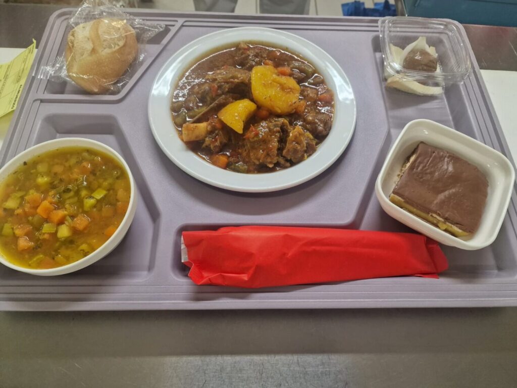 Los hospitales canarios ofrecerán menús especiales con motivo del Día de Canarias