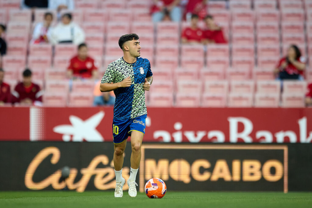 Moleiro durante la previa del partido que enfrenta al Sevilla y la UD Las Palmas