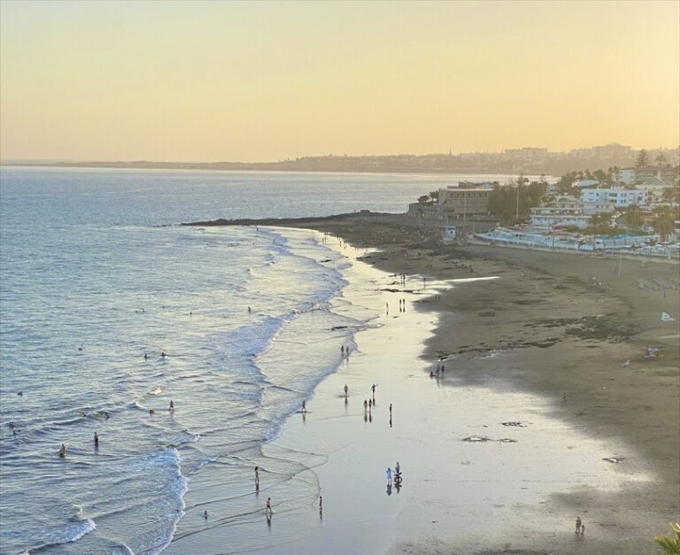 La promotora inmobiliaria Montebalito proyecta construir 55 apartamentos turísticos en el sur de Gran Canaria